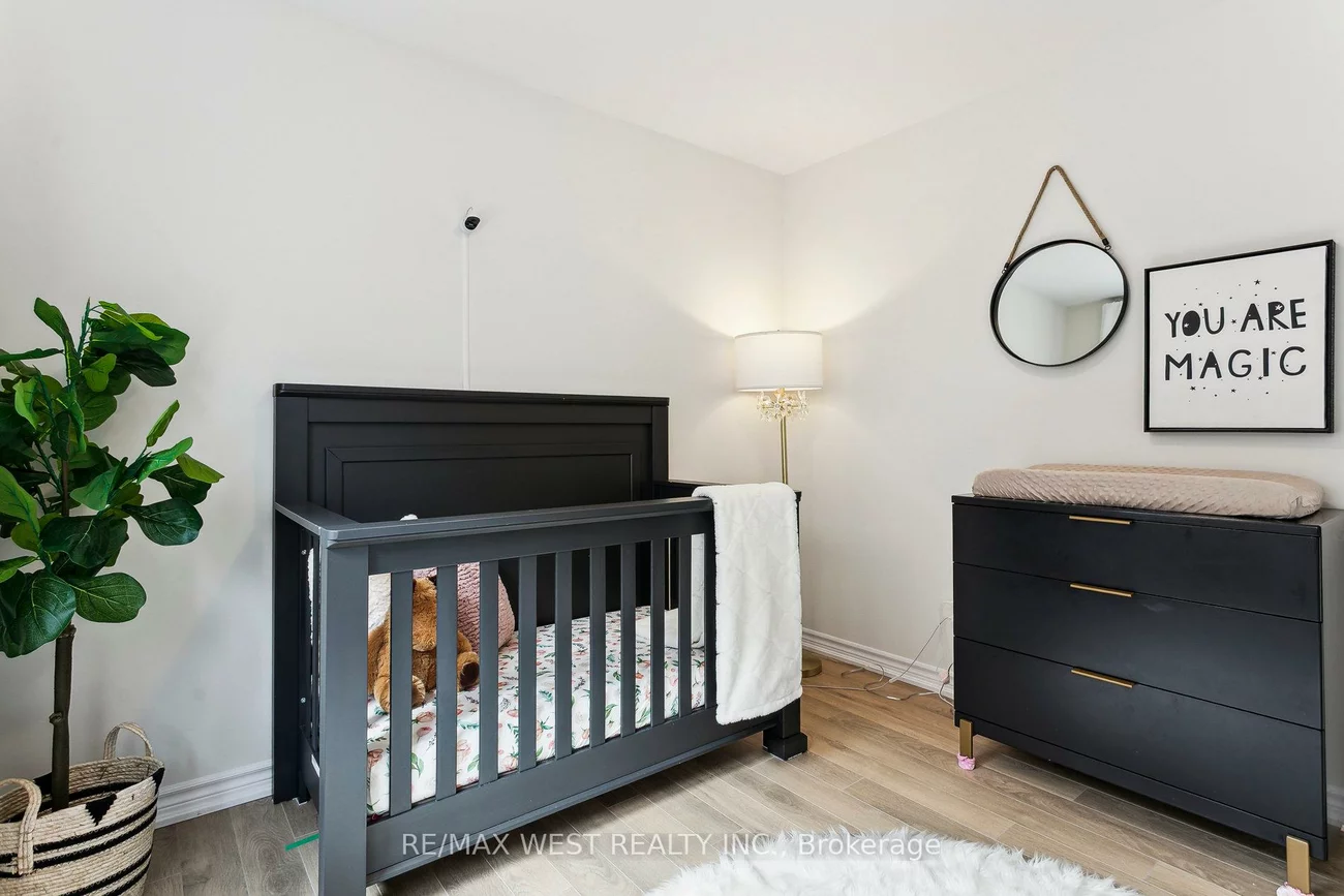 10, Viola, Sharon, East Gwillimbury