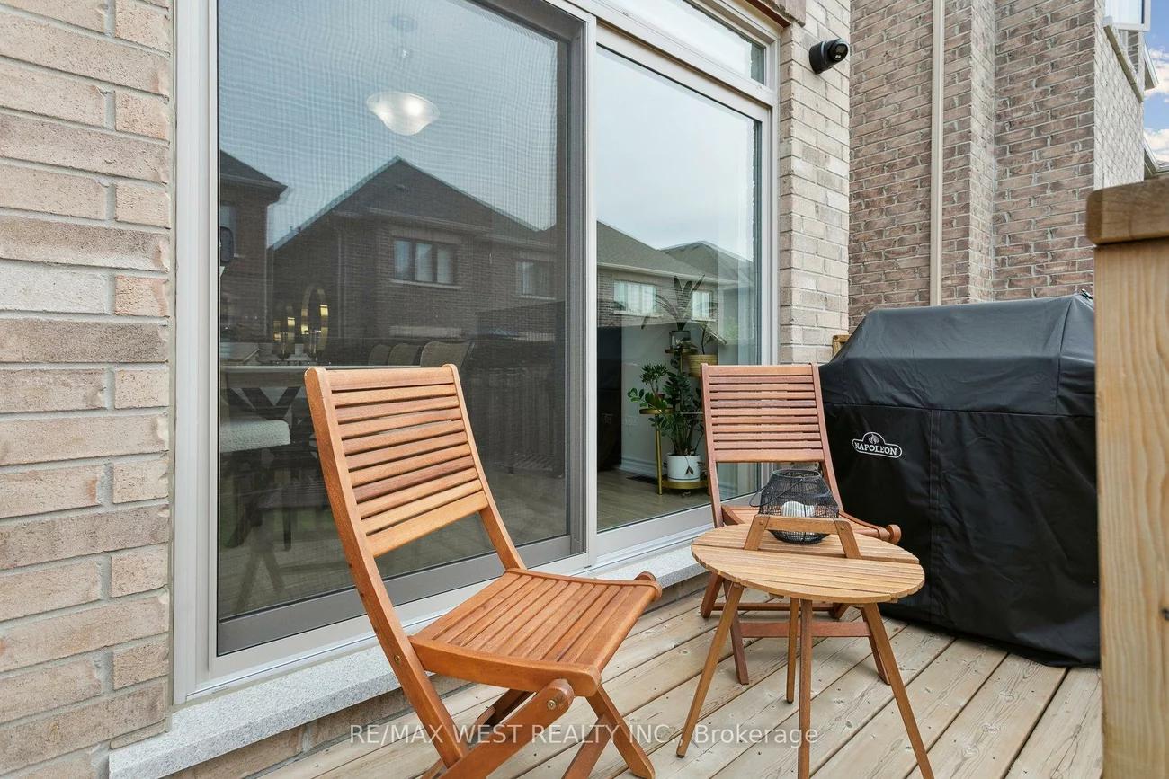 10, Viola, Sharon, East Gwillimbury
