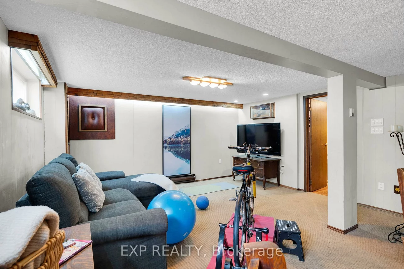 233, Sand, Holland Landing, East Gwillimbury