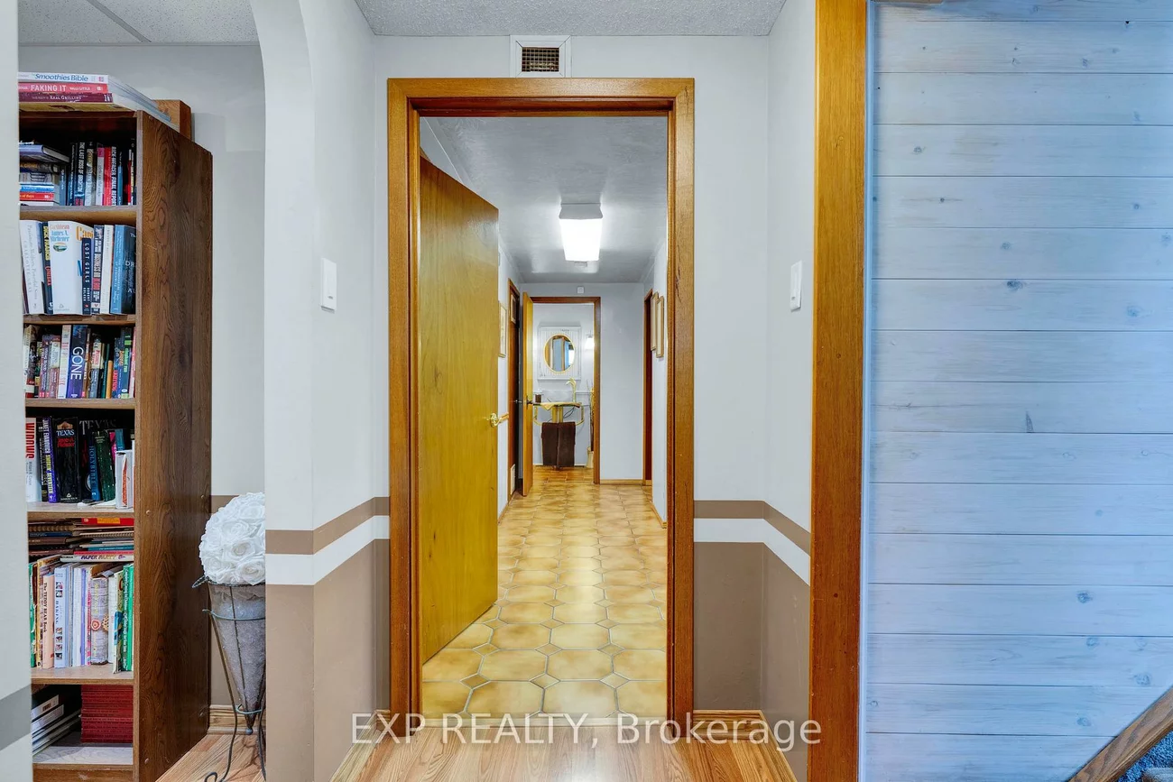 233, Sand, Holland Landing, East Gwillimbury