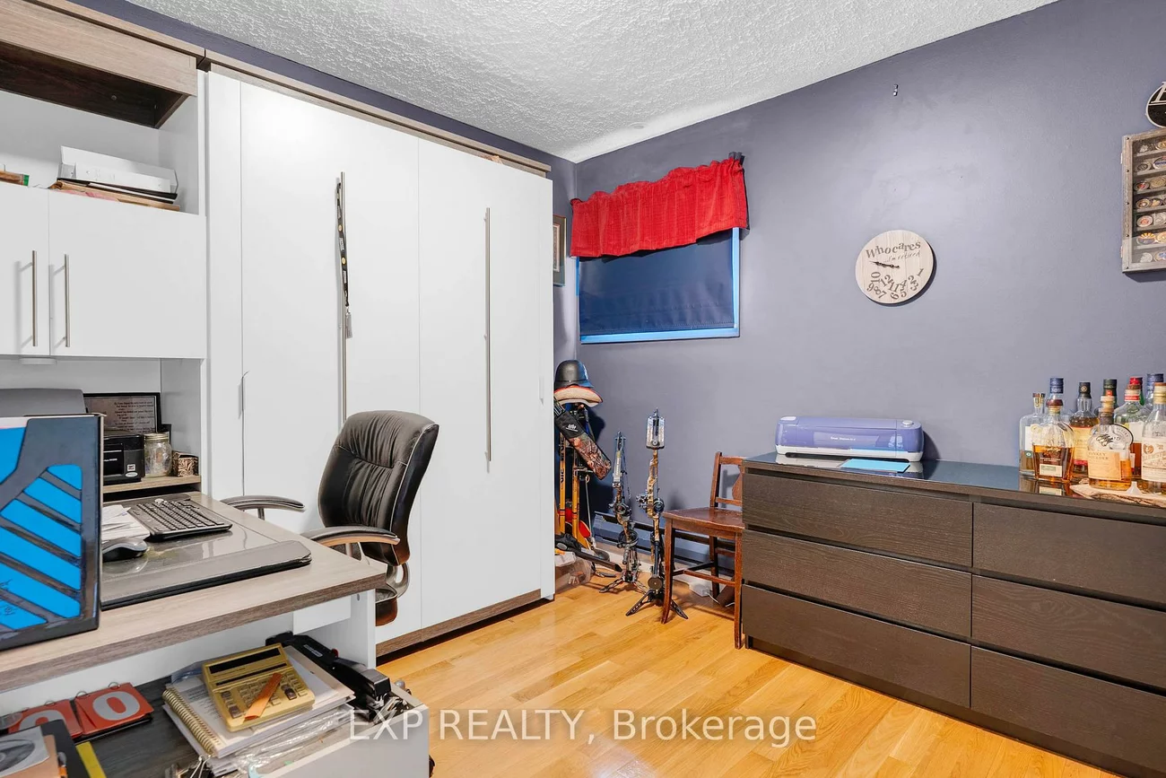 233, Sand, Holland Landing, East Gwillimbury