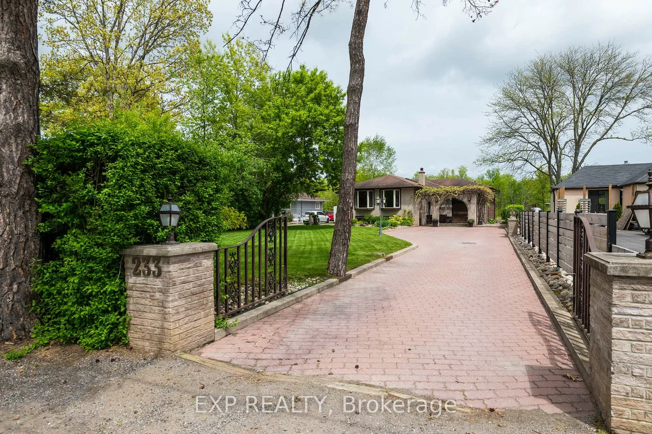 233, Sand, Holland Landing, East Gwillimbury