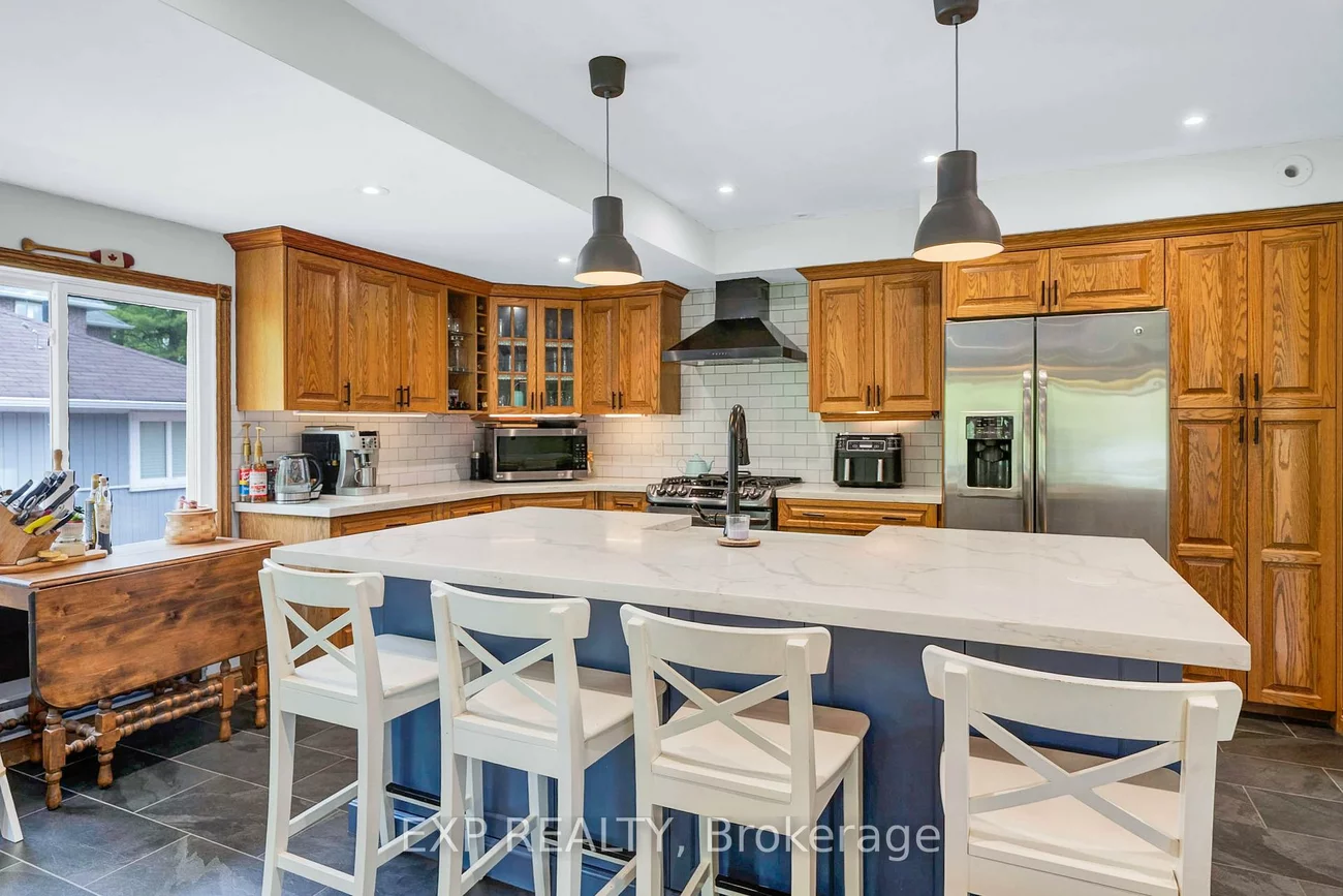 233, Sand, Holland Landing, East Gwillimbury