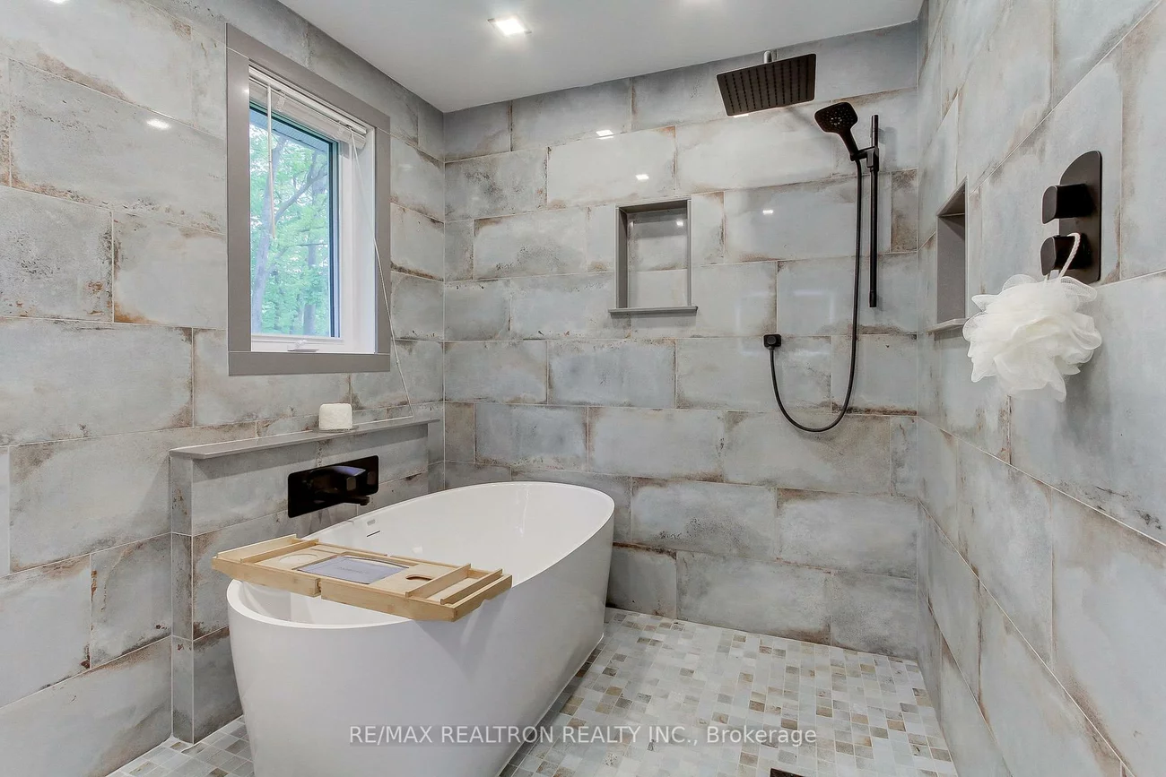 46, French, Holland Landing, East Gwillimbury
