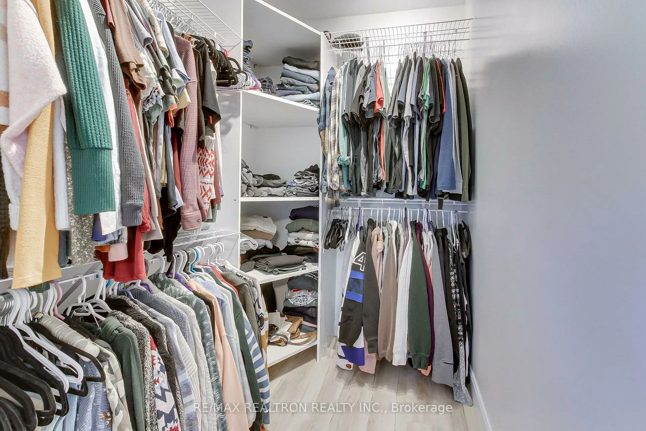 46, French, Holland Landing, East Gwillimbury