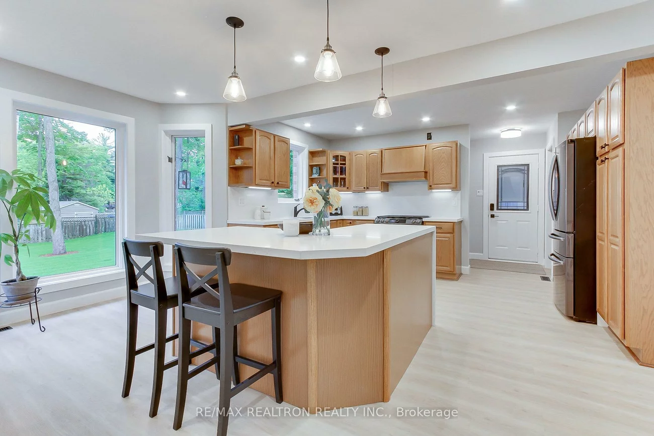 46, French, Holland Landing, East Gwillimbury