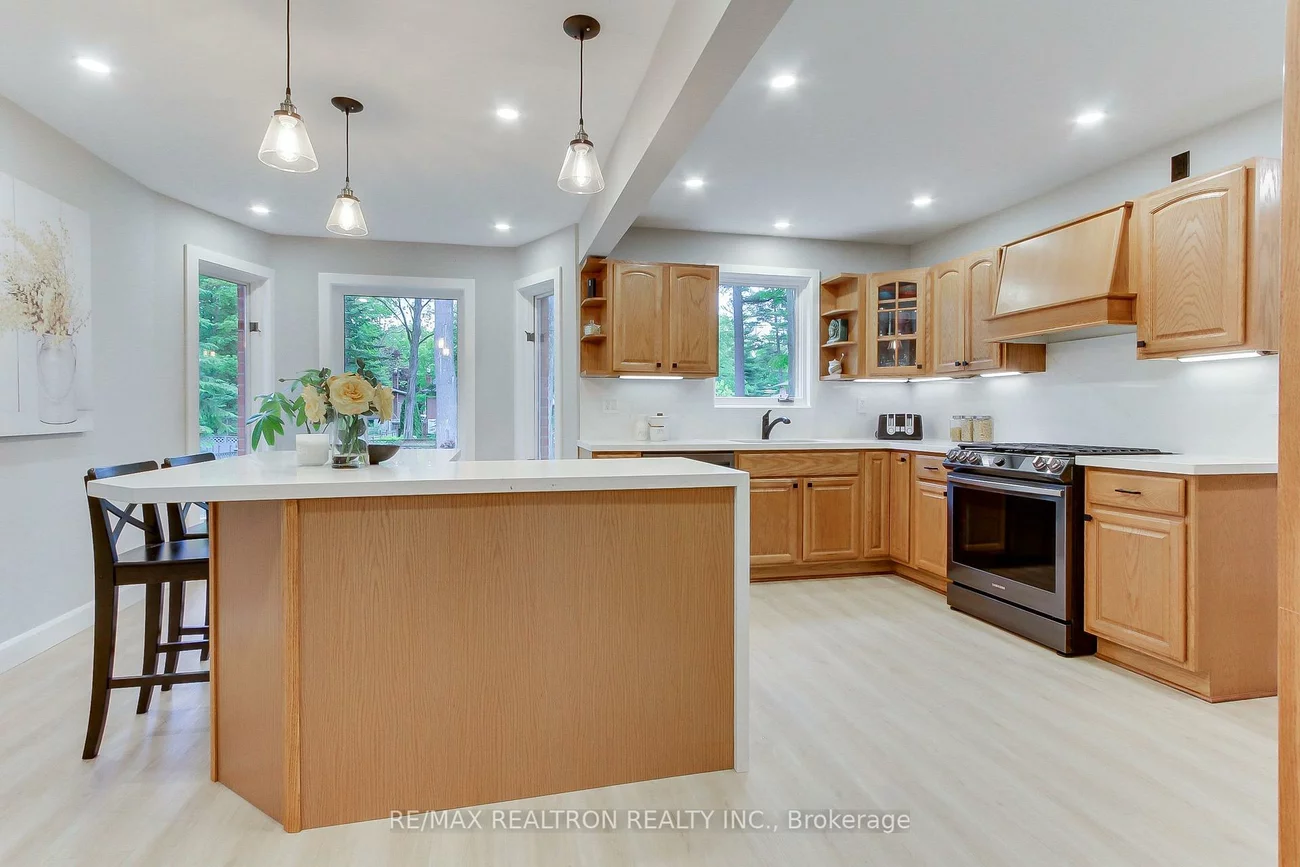 46, French, Holland Landing, East Gwillimbury