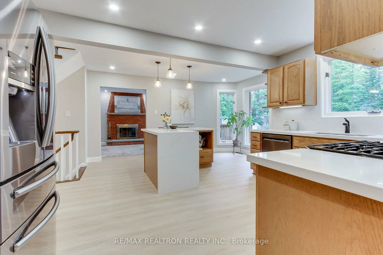 46, French, Holland Landing, East Gwillimbury