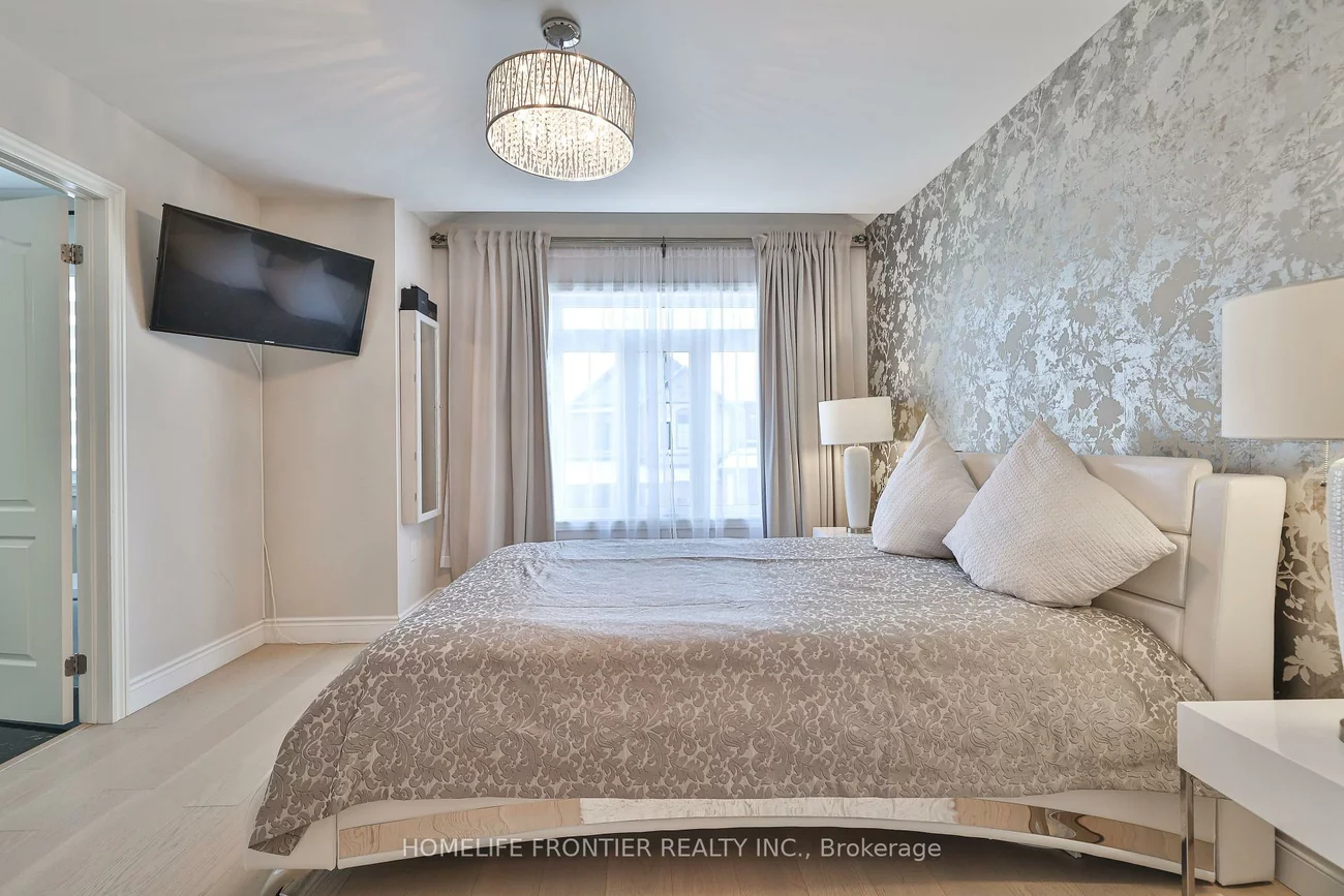 14, Charmuse, Holland Landing, East Gwillimbury