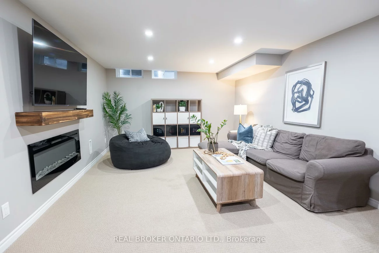 106, Chessington, Queensville, East Gwillimbury