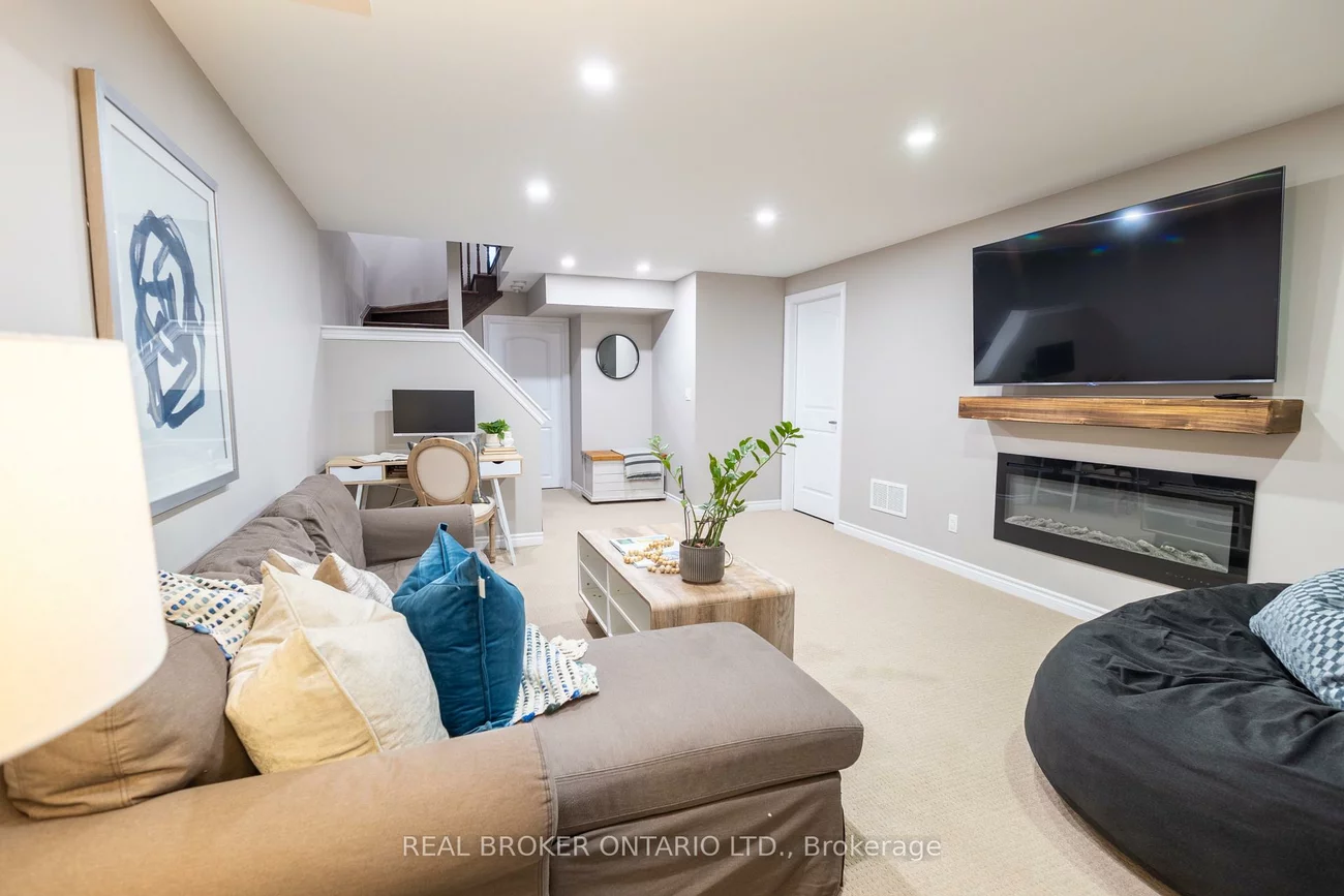 106, Chessington, Queensville, East Gwillimbury