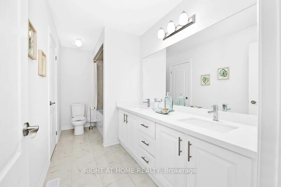 46, Frederick Taylor, Mt Albert, East Gwillimbury