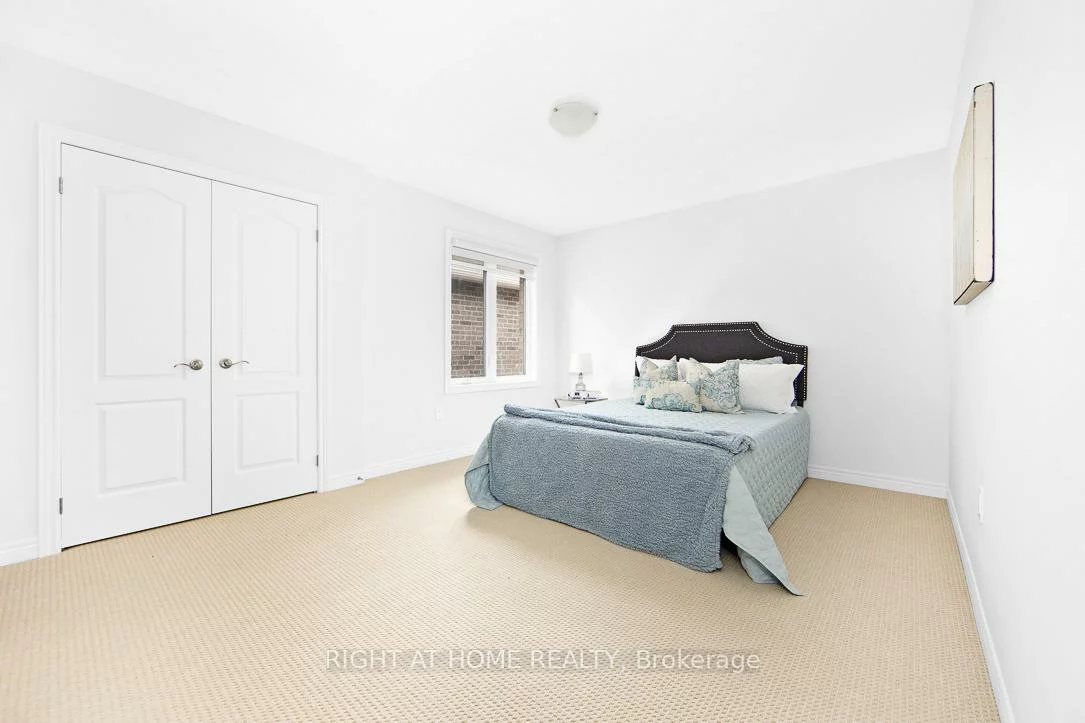 46, Frederick Taylor, Mt Albert, East Gwillimbury