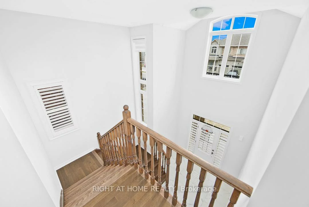 46, Frederick Taylor, Mt Albert, East Gwillimbury