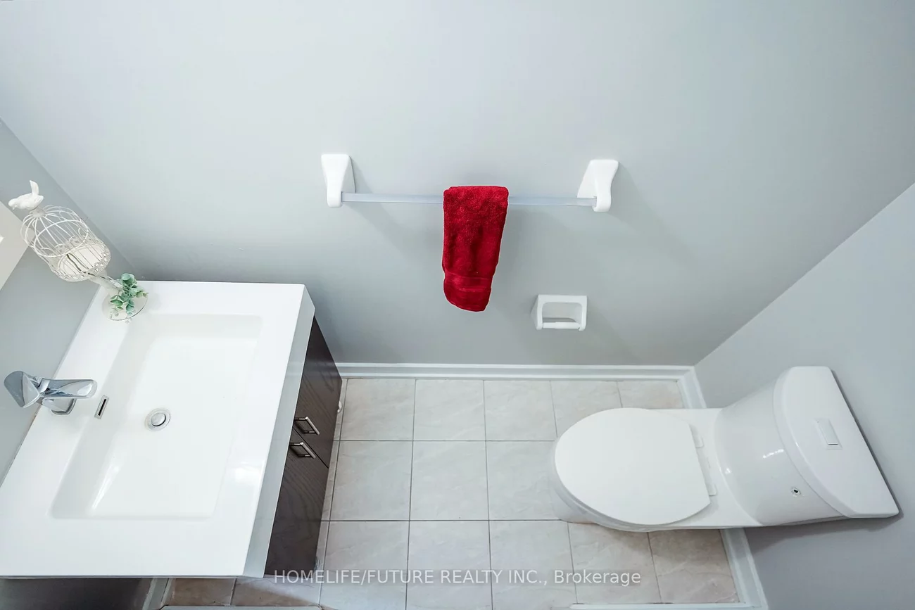 53, Mondial, Queensville, East Gwillimbury