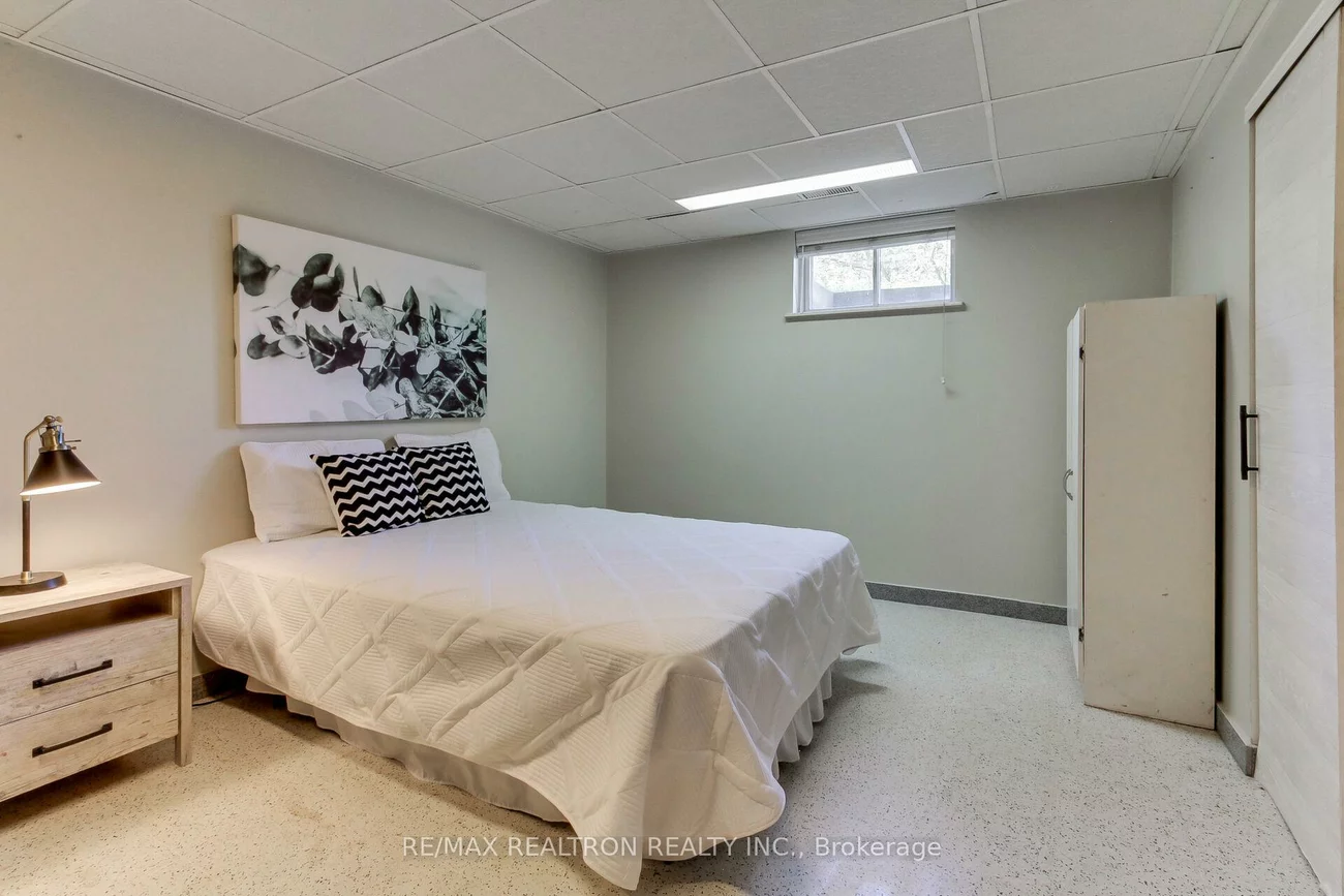 4166, Mount Albert, Sharon, East Gwillimbury