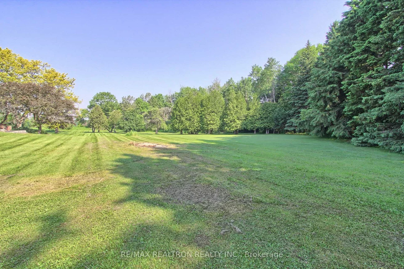 4166, Mount Albert, Sharon, East Gwillimbury