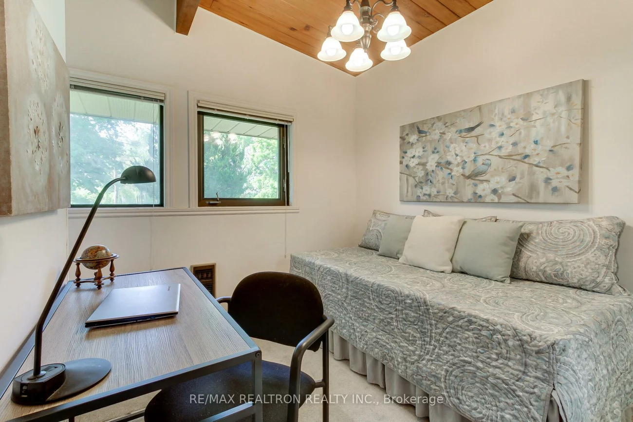 4166, Mount Albert, Sharon, East Gwillimbury