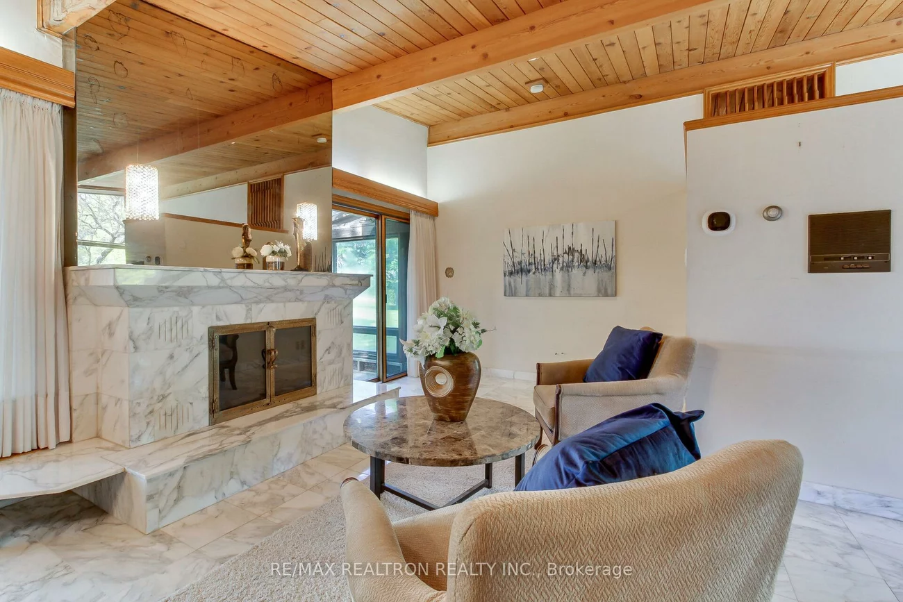 4166, Mount Albert, Sharon, East Gwillimbury