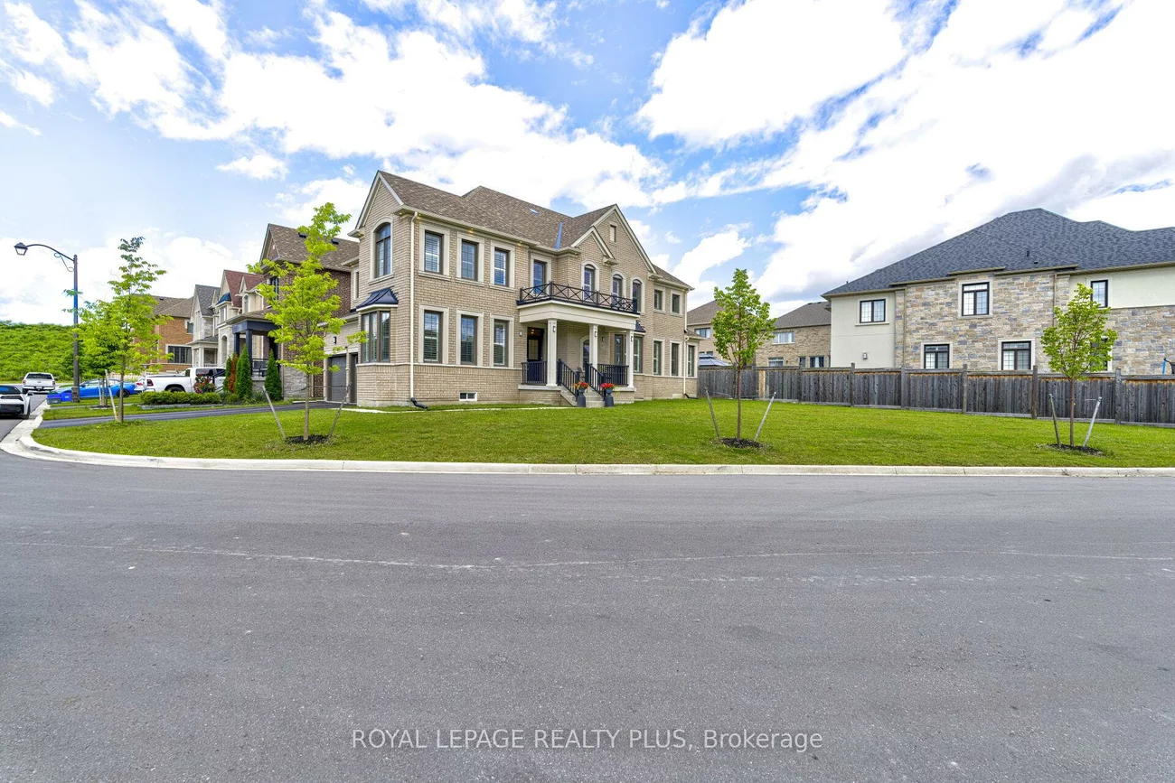 67, Tesla, Holland Landing, East Gwillimbury