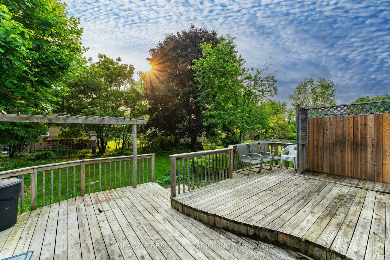 230, East, Holland Landing, East Gwillimbury