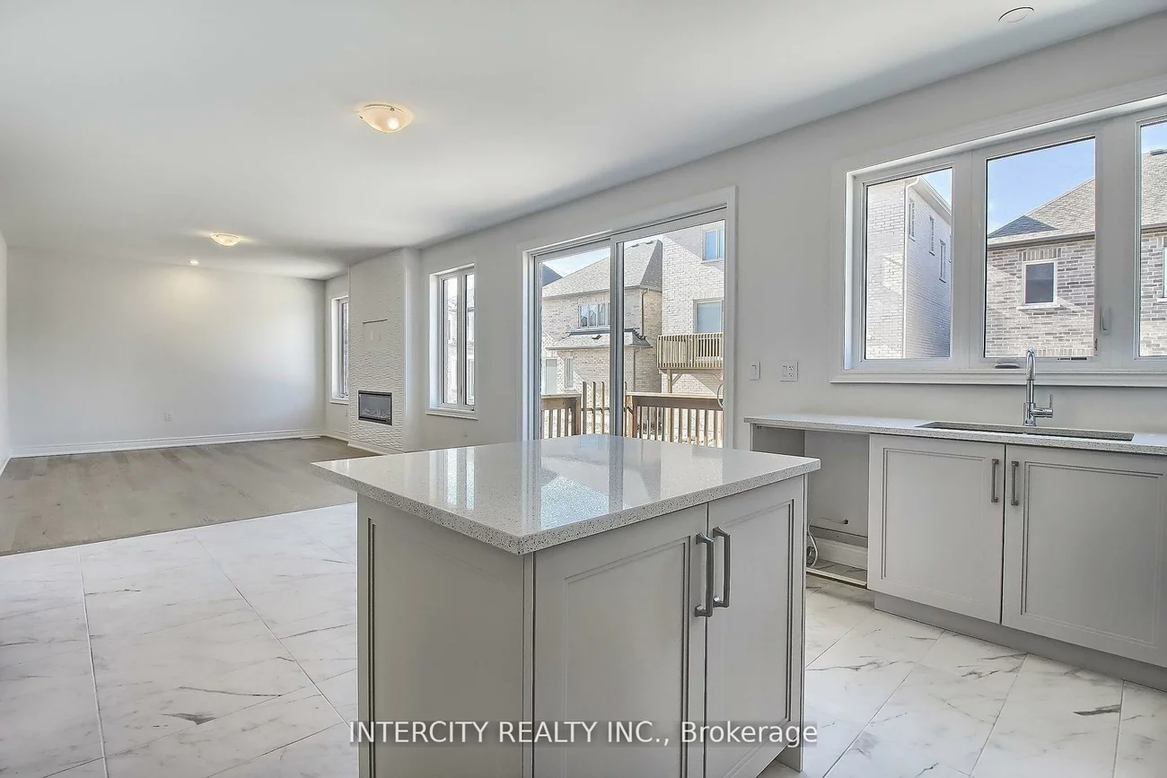331, Seaview, Queensville, East Gwillimbury