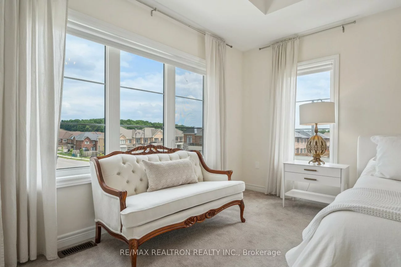 1, John Smith, Holland Landing, East Gwillimbury
