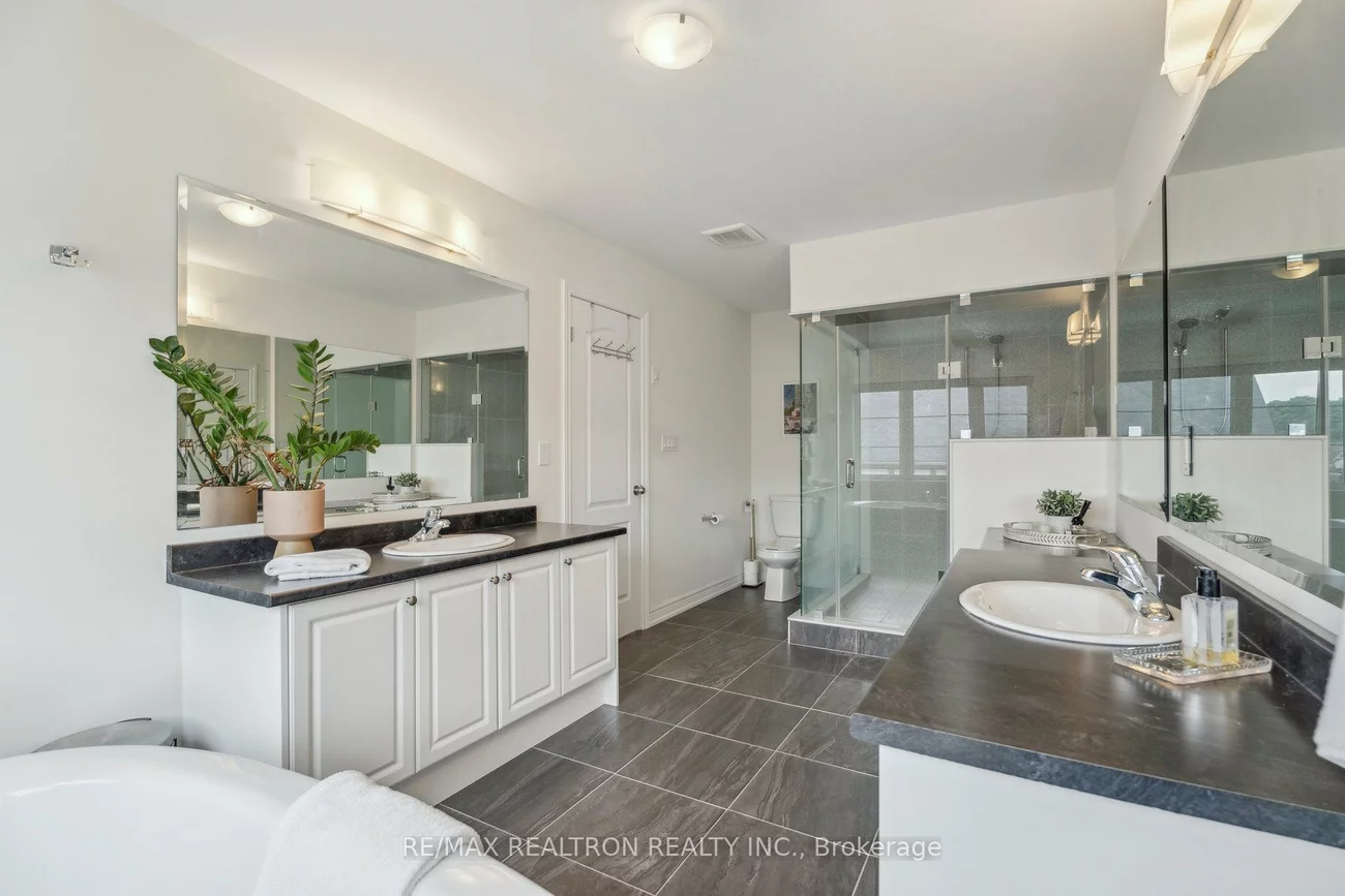 1, John Smith, Holland Landing, East Gwillimbury