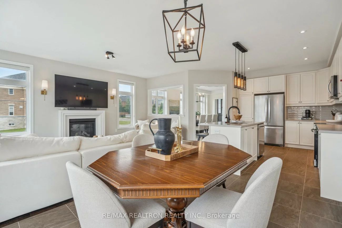1, John Smith, Holland Landing, East Gwillimbury