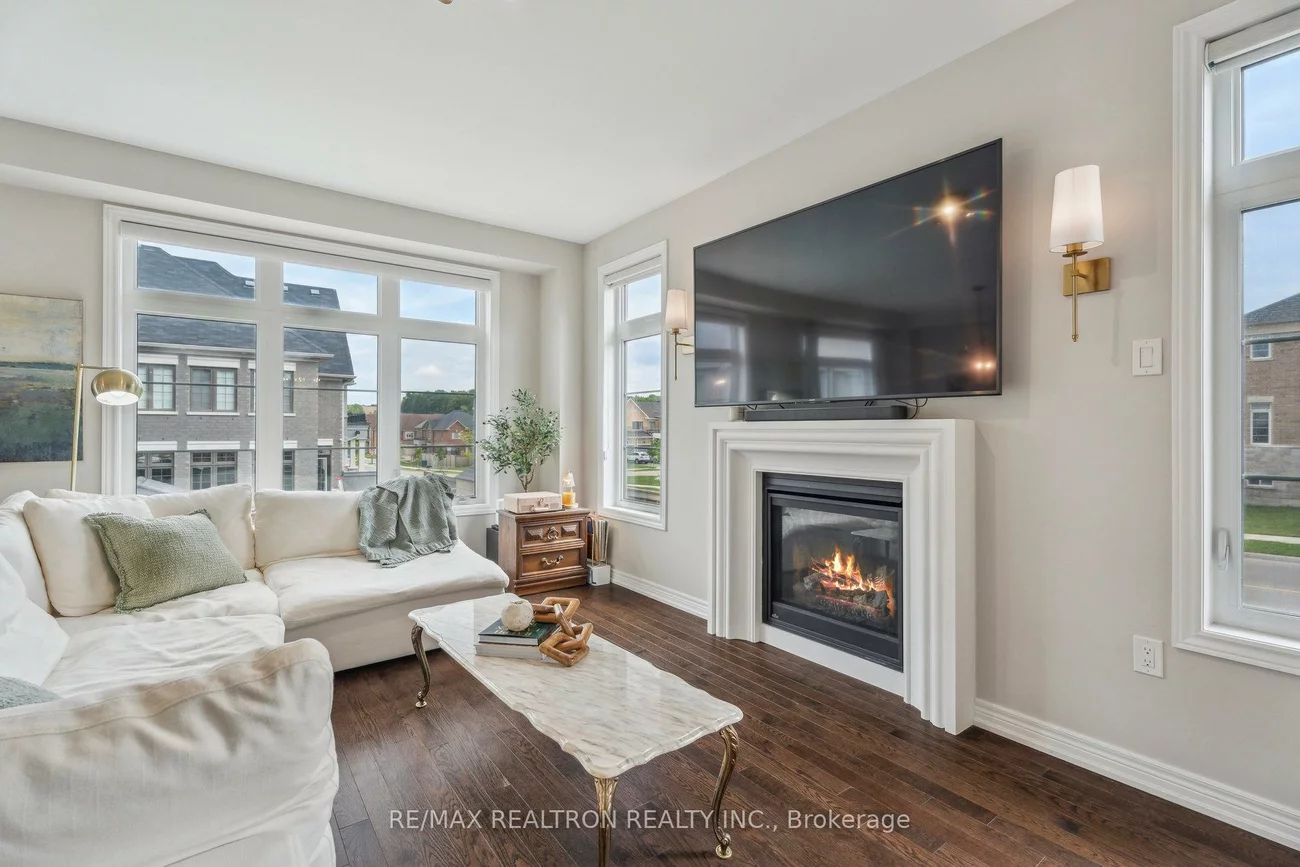 1, John Smith, Holland Landing, East Gwillimbury