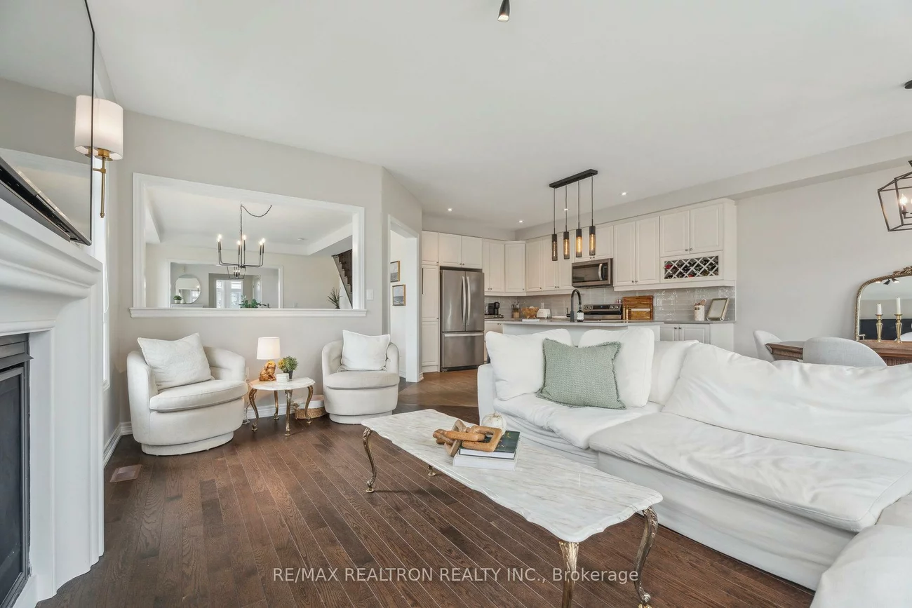 1, John Smith, Holland Landing, East Gwillimbury