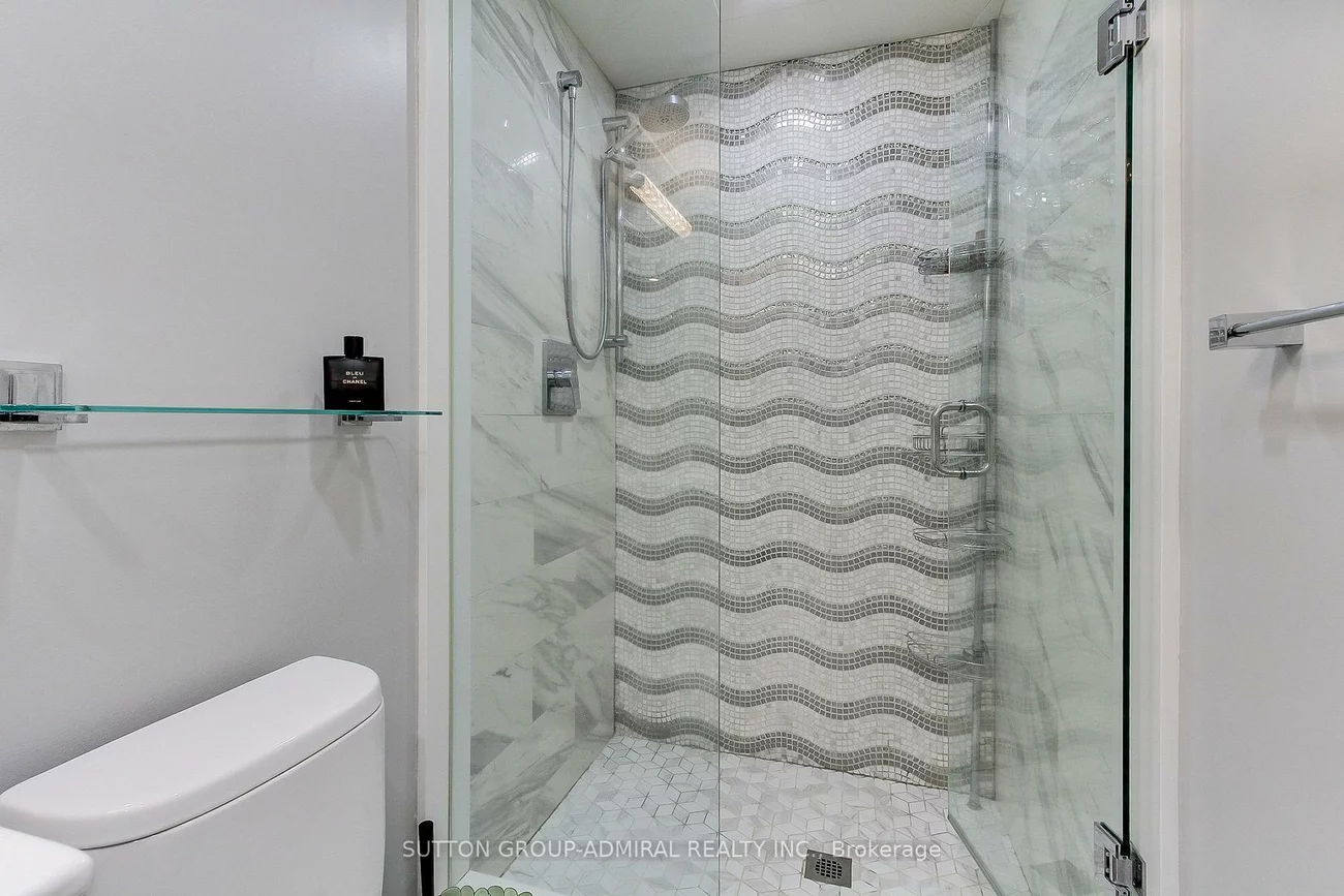 26, Tall Pines, Holland Landing, East Gwillimbury