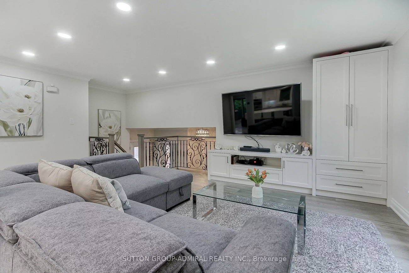 26, Tall Pines, Holland Landing, East Gwillimbury