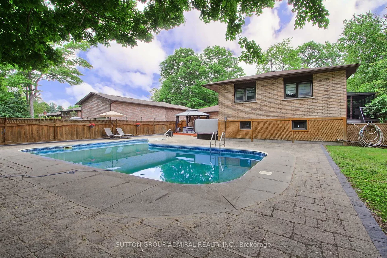 26, Tall Pines, Holland Landing, East Gwillimbury