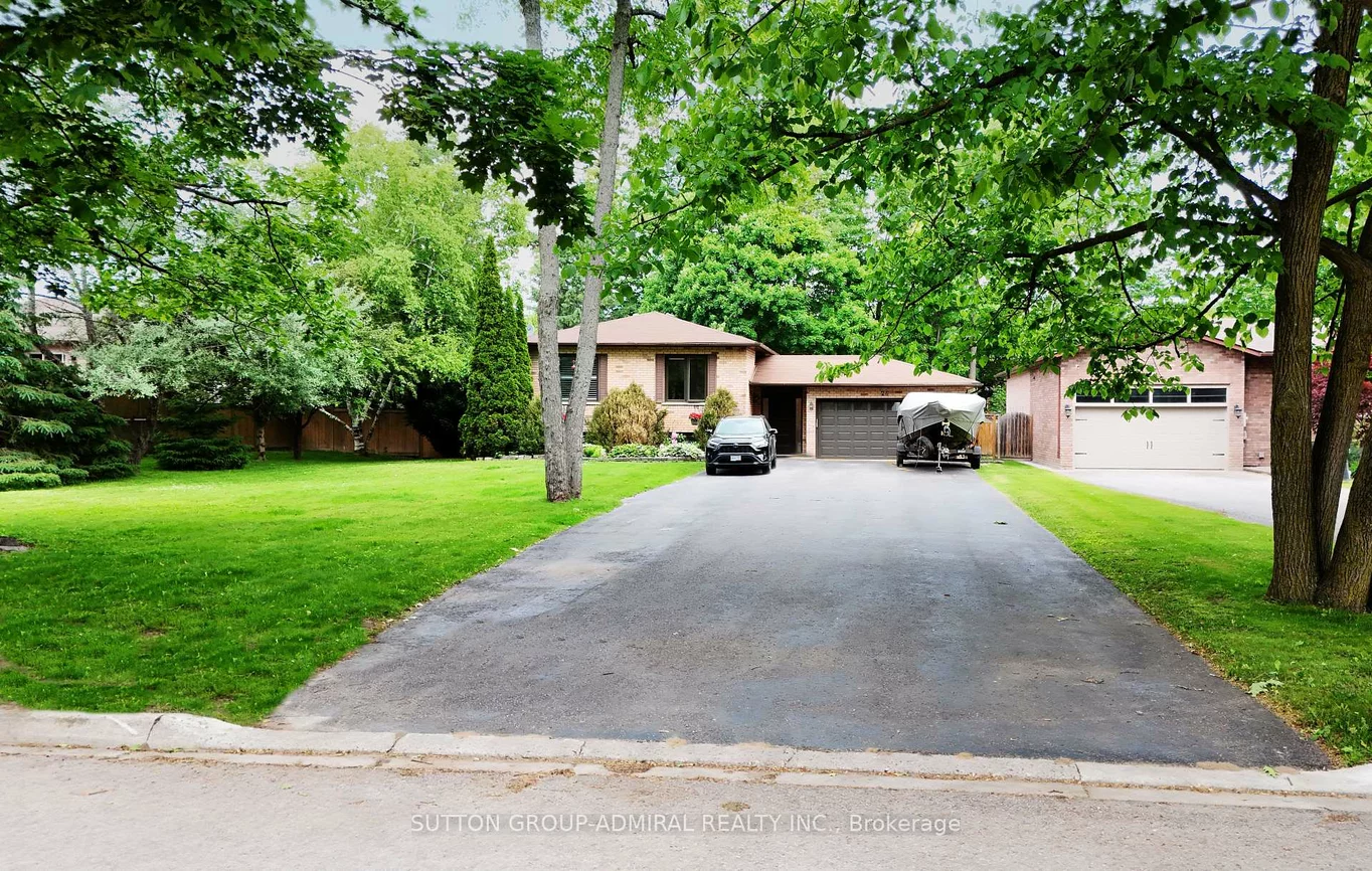 26, Tall Pines, Holland Landing, East Gwillimbury