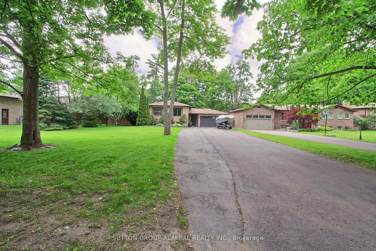 26, Tall Pines, Holland Landing, East Gwillimbury
