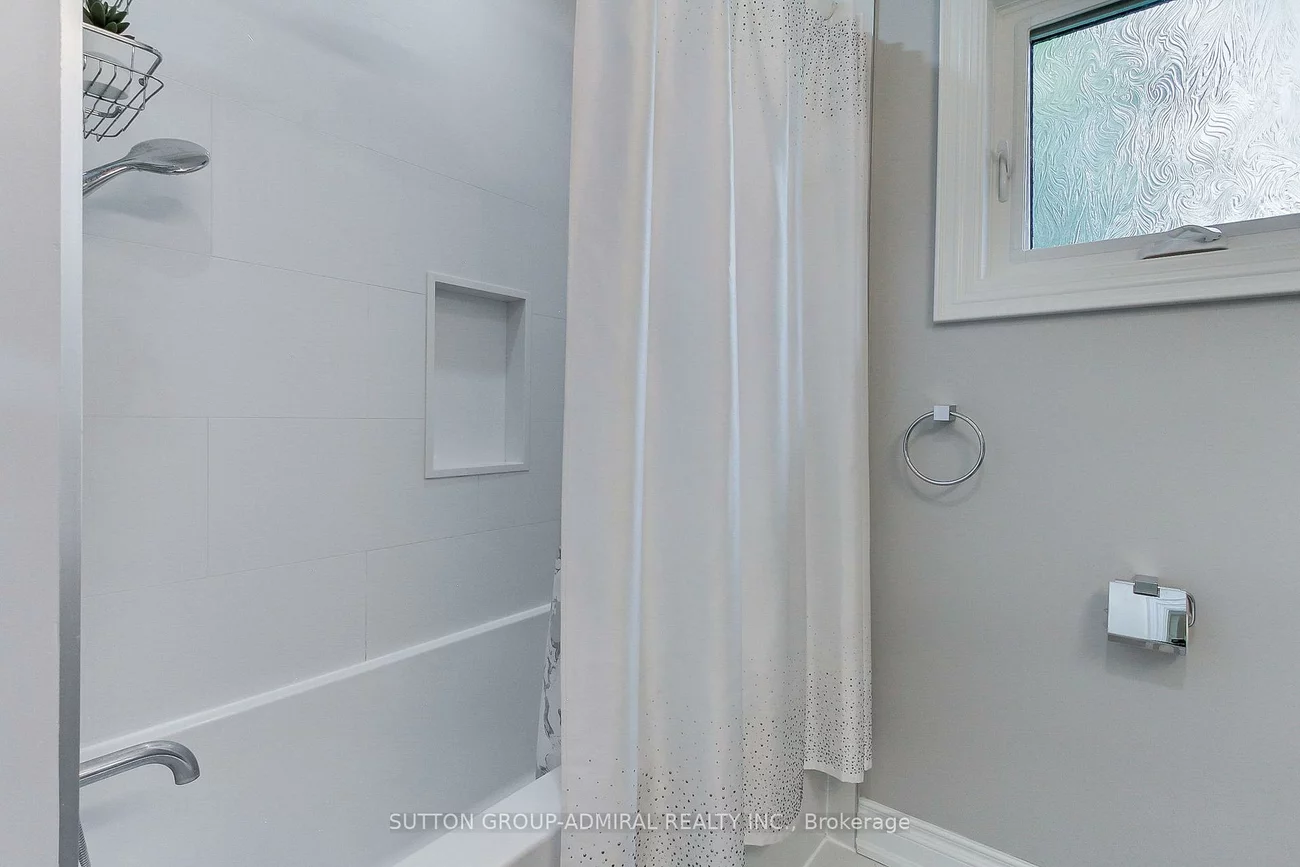 26, Tall Pines, Holland Landing, East Gwillimbury