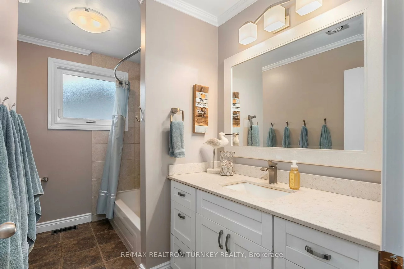 58, Olive, Holland Landing, East Gwillimbury