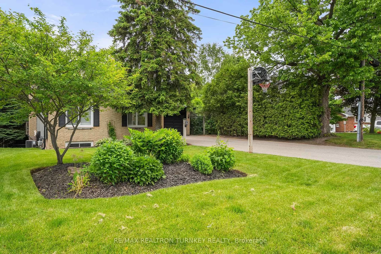 58, Olive, Holland Landing, East Gwillimbury