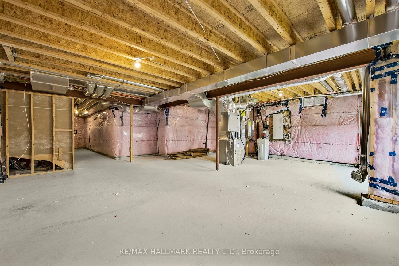 112, Carriage Shop, Queensville, East Gwillimbury