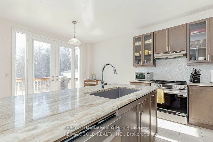 199, SEAVIEW, Queensville, East Gwillimbury
