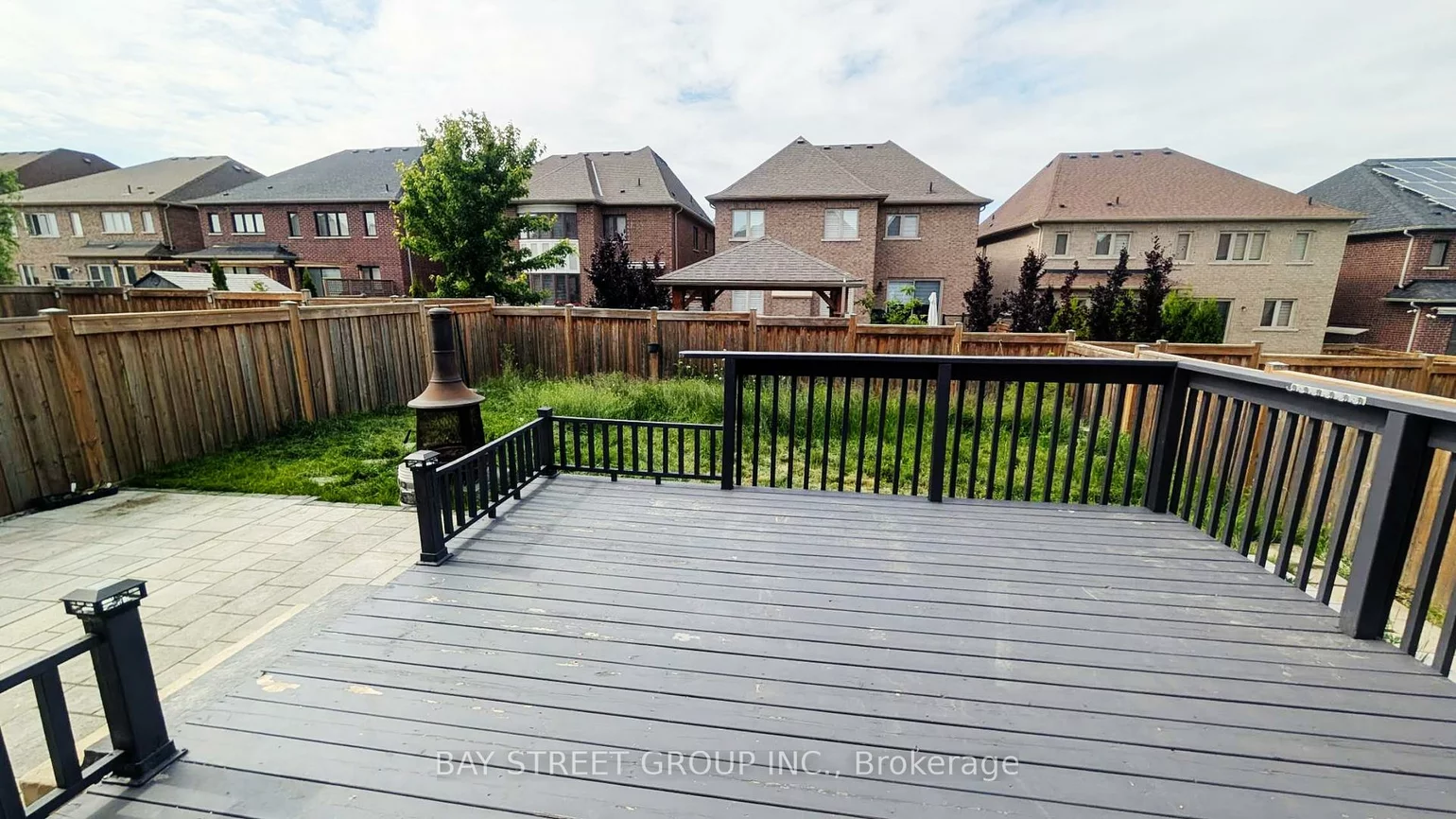 82, Manor Hampton, Sharon, East Gwillimbury