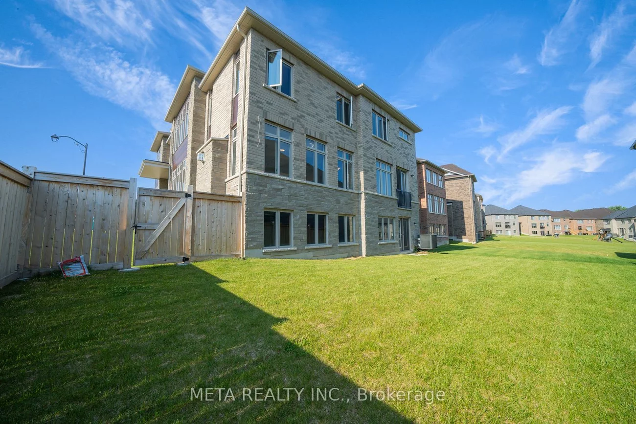 189, Thompson, Holland Landing, East Gwillimbury