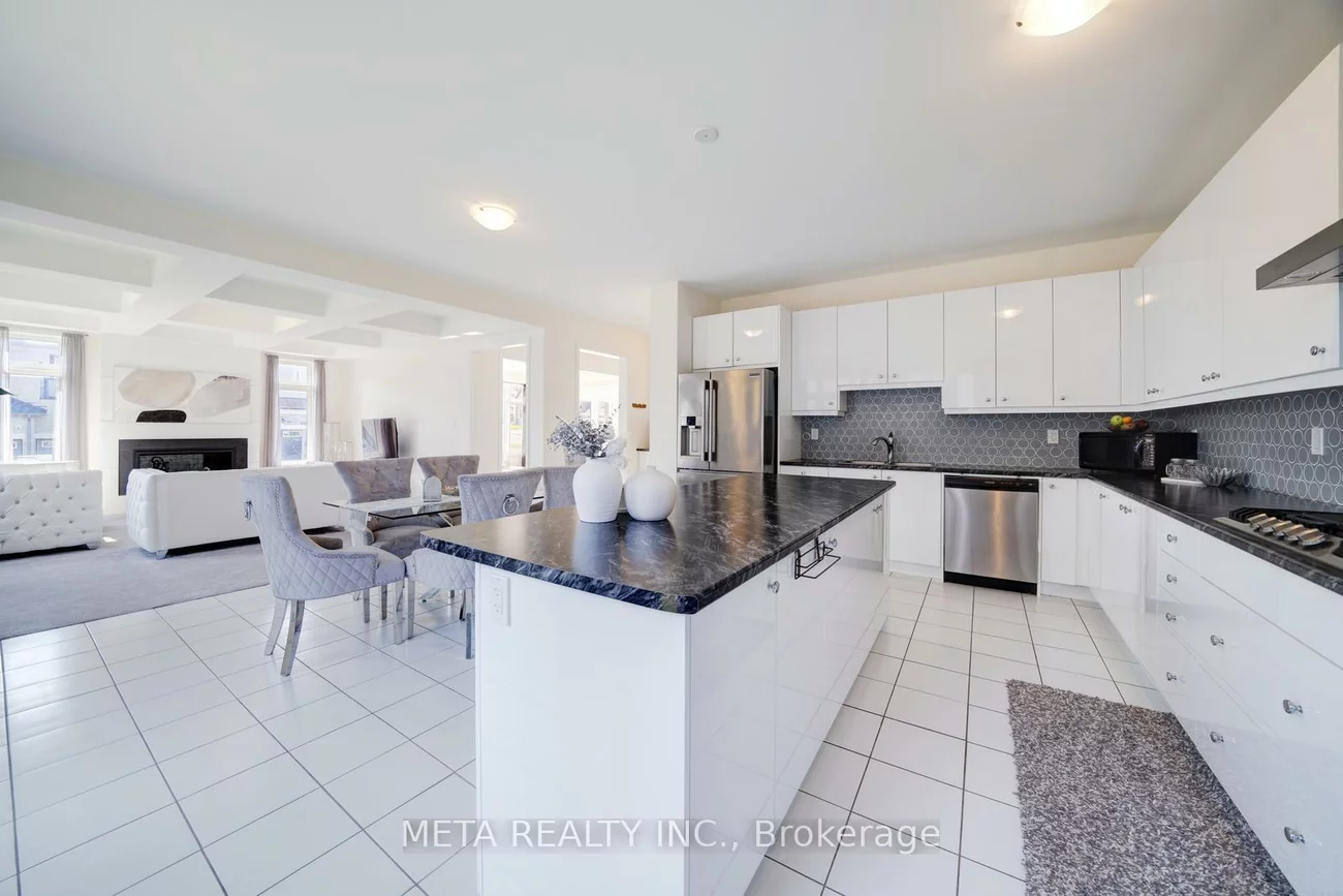 189, Thompson, Holland Landing, East Gwillimbury