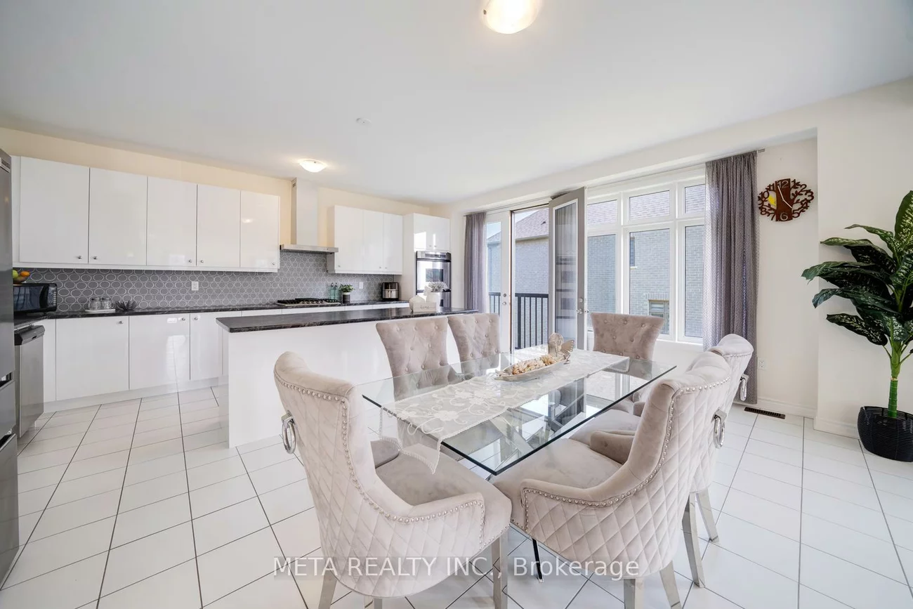 189, Thompson, Holland Landing, East Gwillimbury