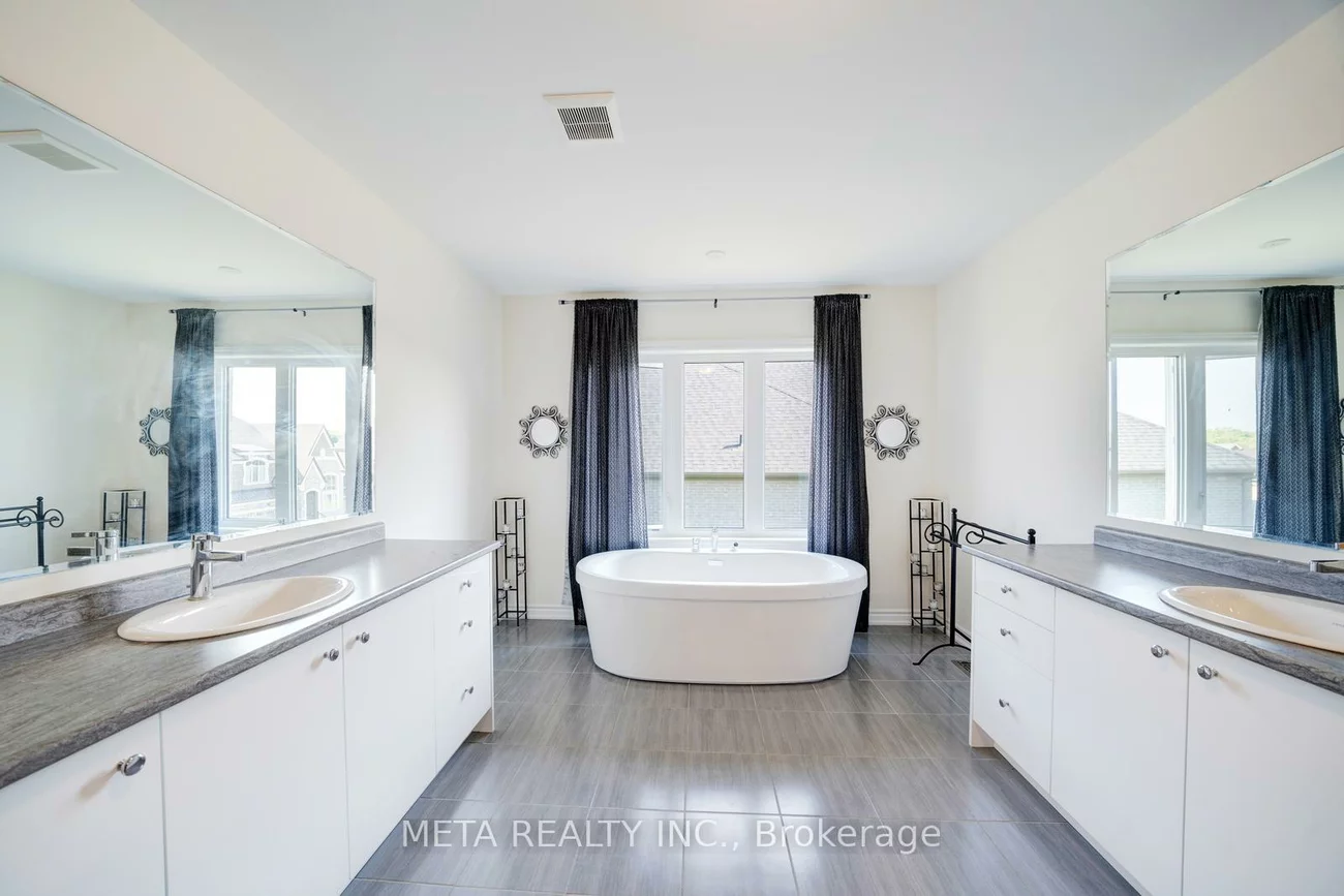 189, Thompson, Holland Landing, East Gwillimbury