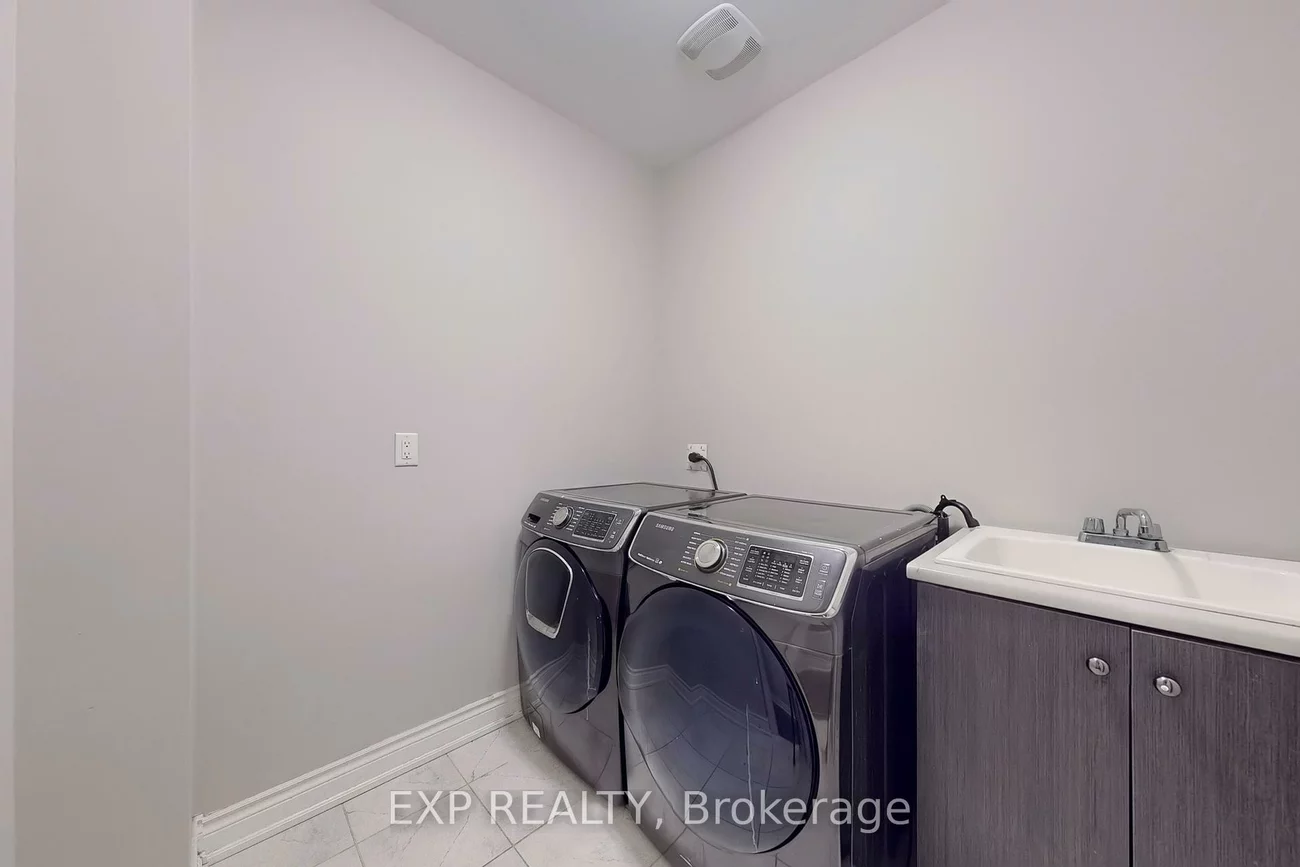 50, Sharonview, Sharon, East Gwillimbury