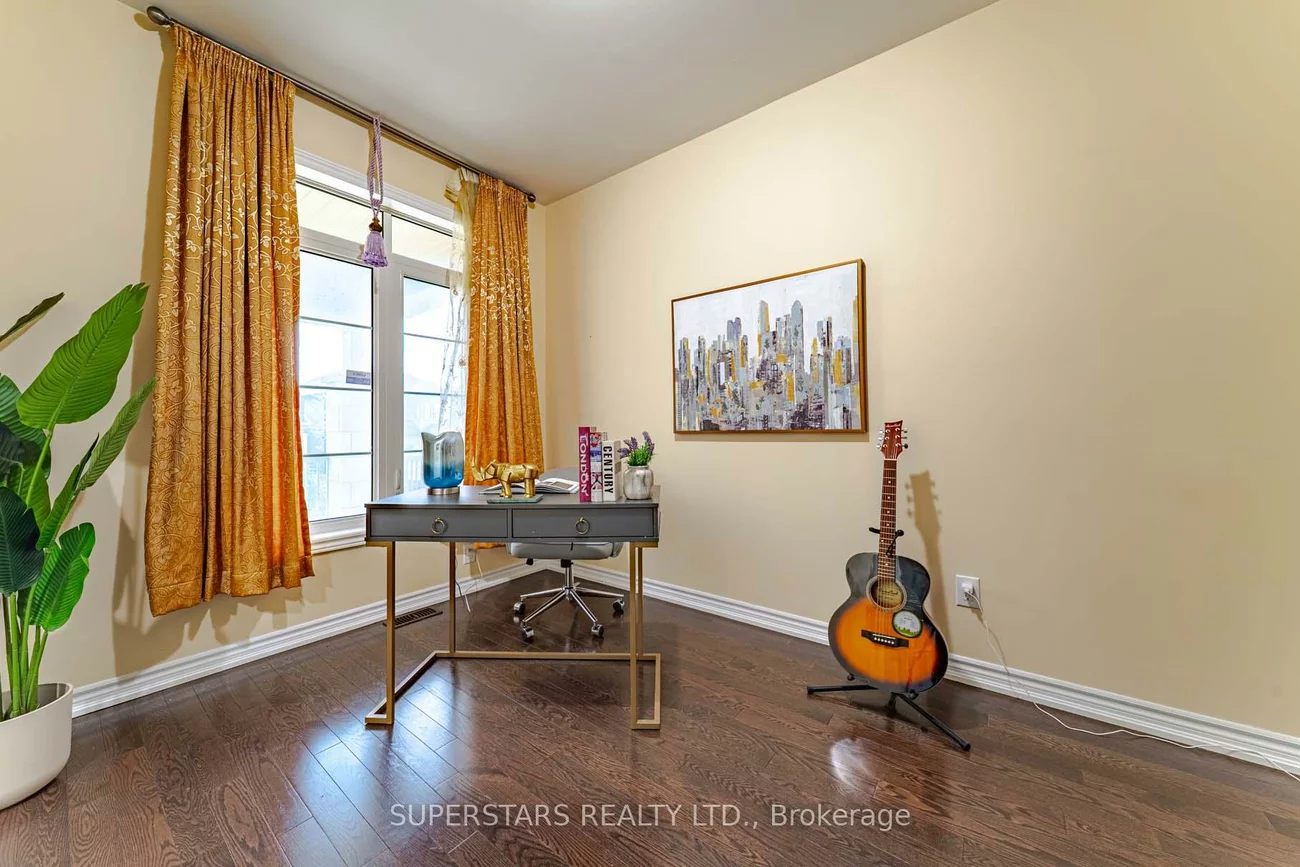 10, Deepwood, Sharon, East Gwillimbury