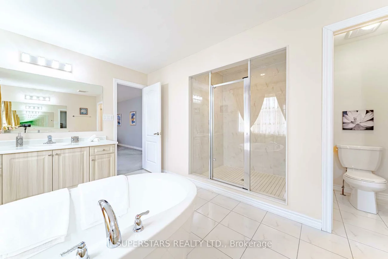 10, Deepwood, Sharon, East Gwillimbury