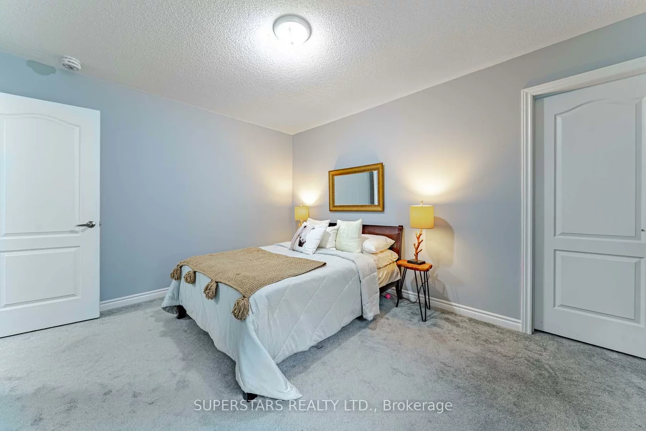 10, Deepwood, Sharon, East Gwillimbury
